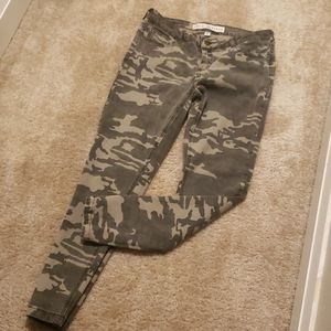 Camo pants